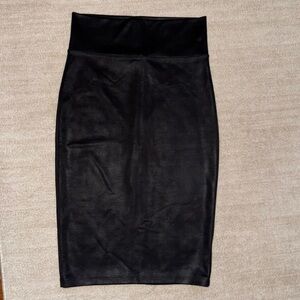 Bebe Midi Skirt . Size Small